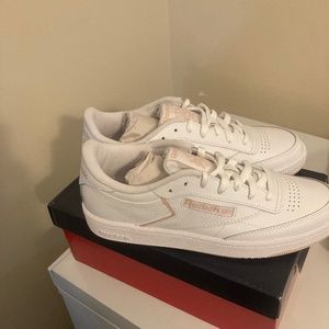 J.Crew X Reebok® Club C Womens sneakers Size 10 BO829